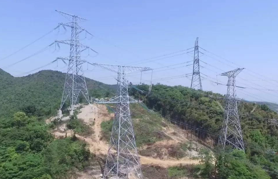 超高壓輸電線路、電力傳輸線路為什么需要在鐵塔周邊安裝防火監(jiān)測系統(tǒng)？
