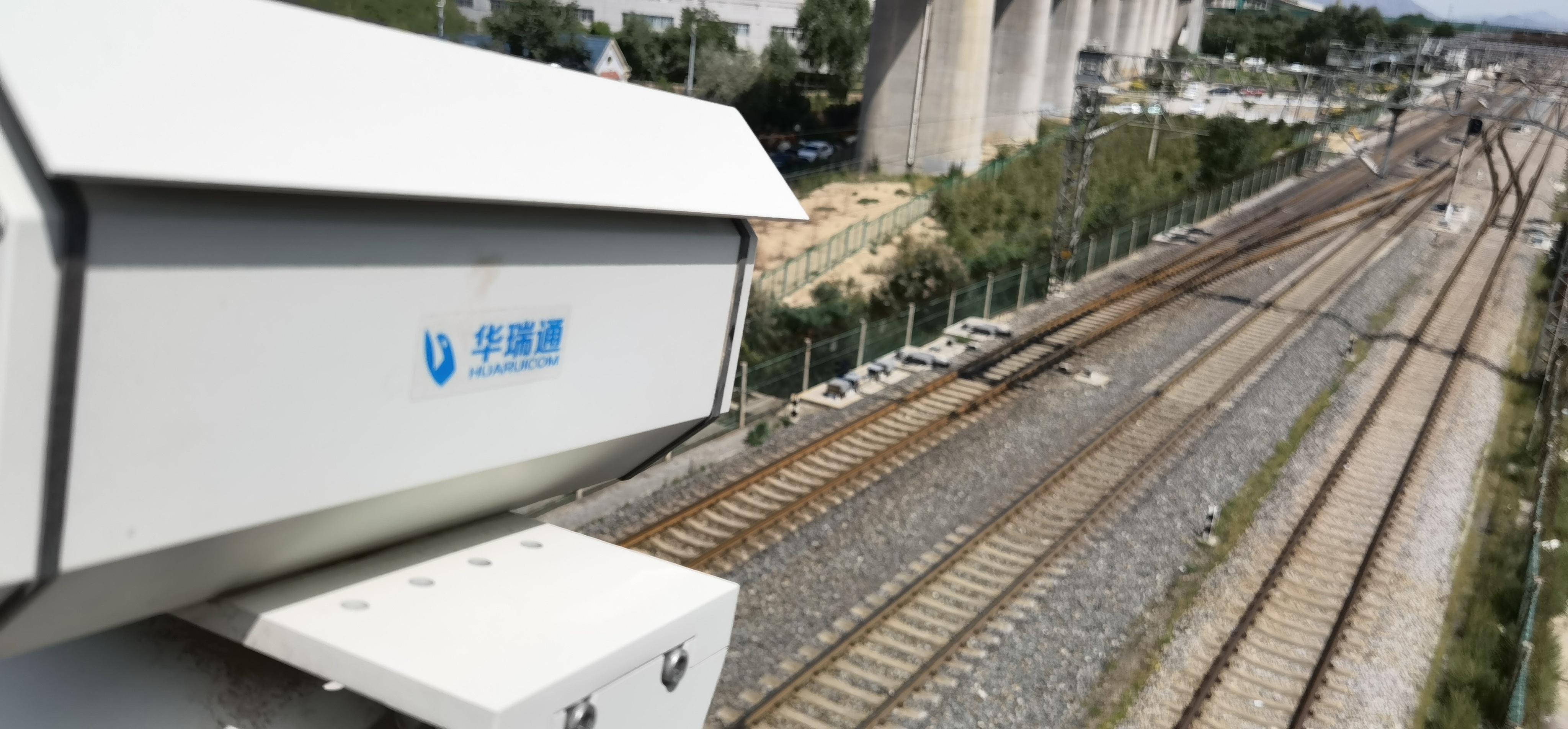 高空瞭望：3公里熱成像雙光譜視頻監(jiān)控云臺攝像機(jī)